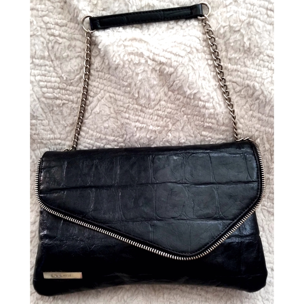 Black Nine West should purse clutch